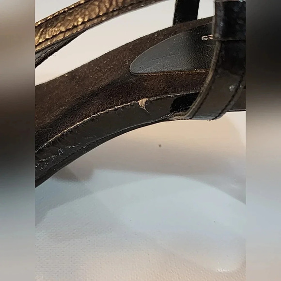 A2 by Aerosoles brand black sandals with criss-cross straps Size 7 - Picture 5 of 9